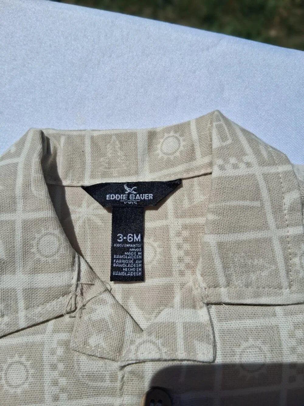 Eddie Bauer Baby Boys Button-Front Printed Romper Size 3–6M